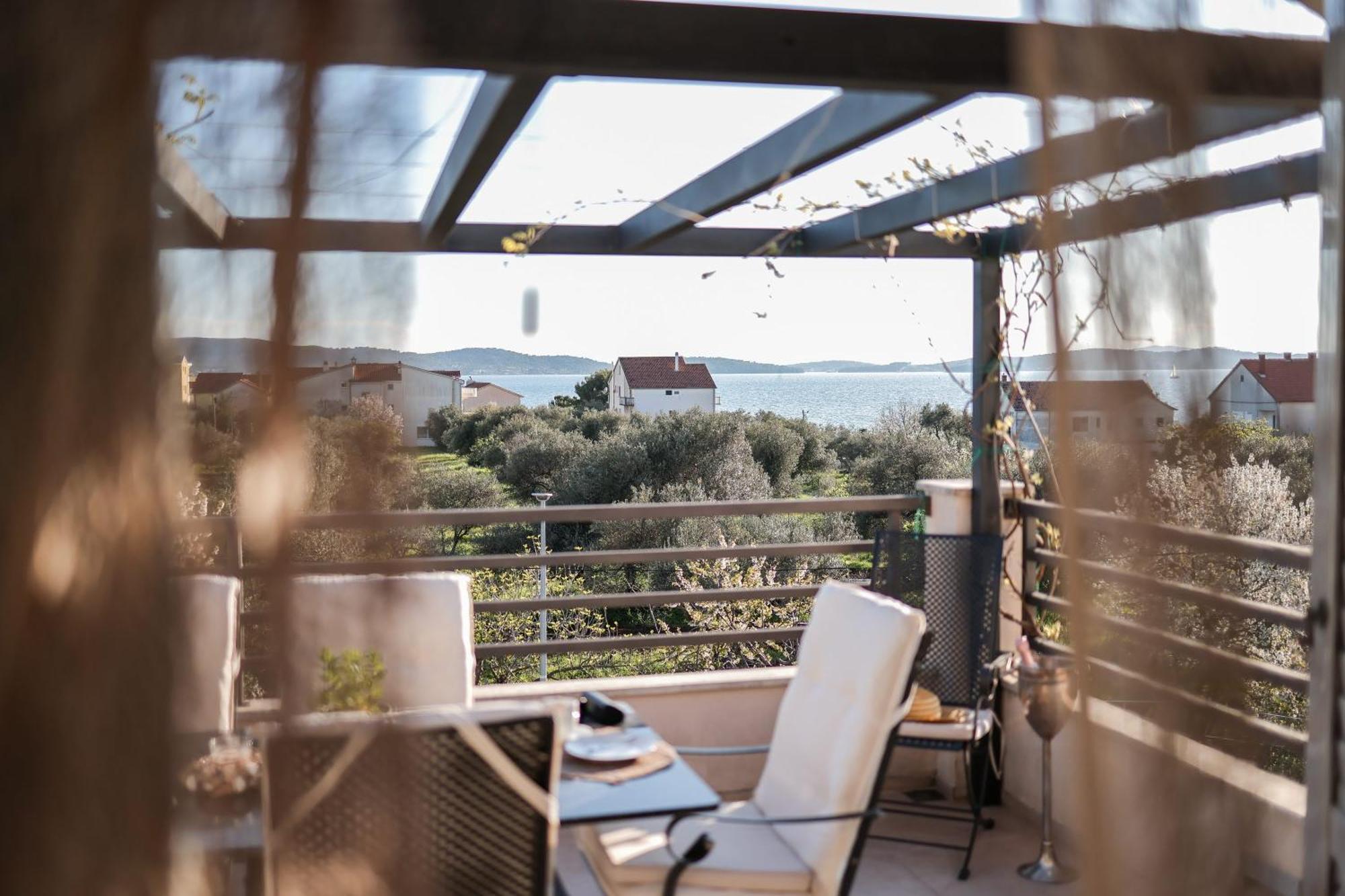 Villa Olive Garden Sukošan Buitenkant foto